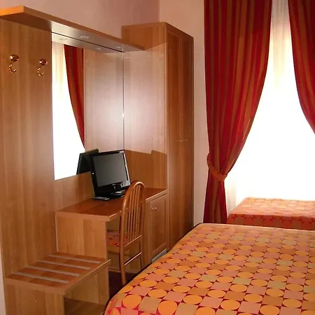 Oda ve Kahvaltı New Morpheus Roma