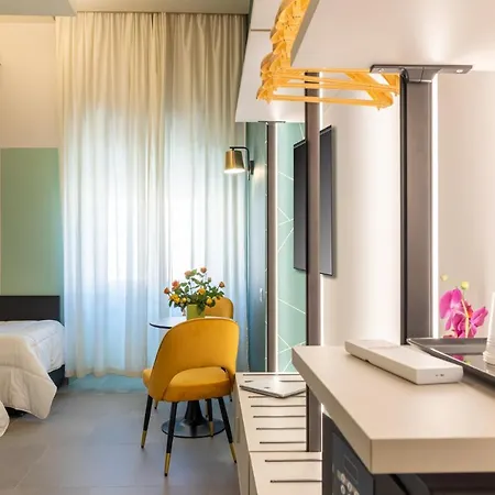 New Morpheus Couette-café Rome