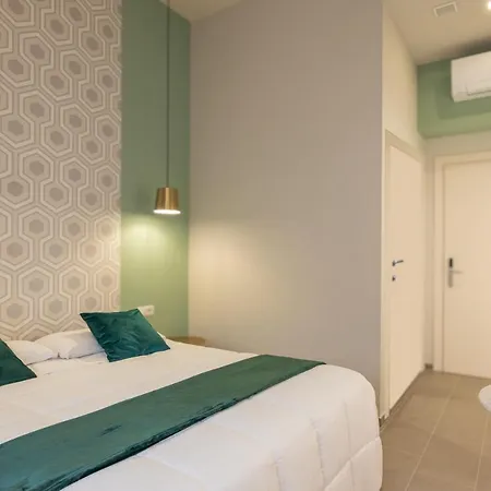 New Morpheus Oda ve Kahvaltı