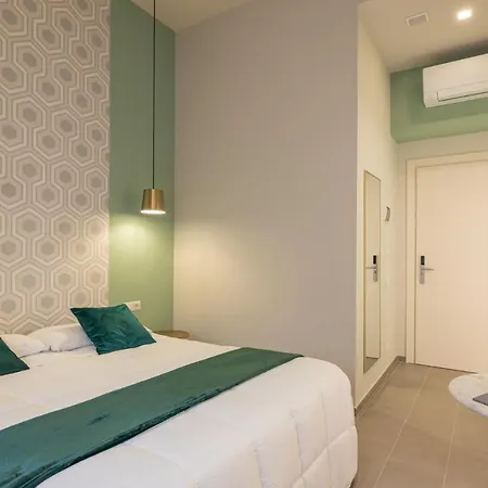 New Morpheus Bed & Breakfast 4*