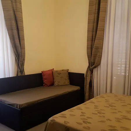 Oda ve Kahvaltı New Morpheus Roma