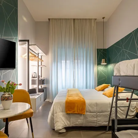 New Morpheus Oda ve Kahvaltı 4*