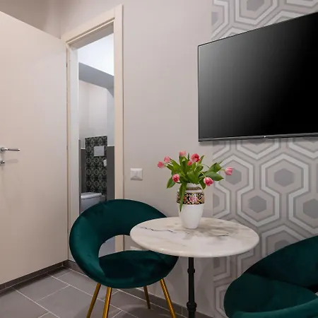 Oda ve Kahvaltı New Morpheus 4*