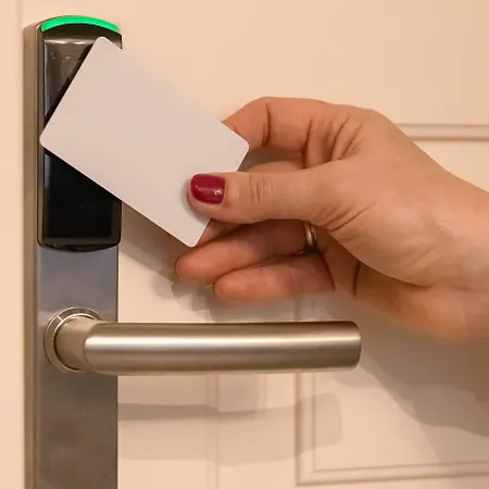 Nocleg ze śniadaniem New Morpheus 4*